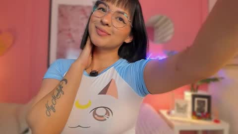 Aleja online show from September 2025 05:34:02 AM