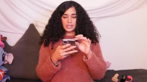 Snapshot of soytropicalfruit chatting on February 2025 12:36:01 PM You want to talk to me more personal follow me in My Channel VIP 50 the discount online show from February 2025 12:36:01 PM