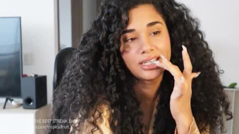 Snapshot of soytropicalfruit chatting on September 2025 12:16:01 PM You want to talk to me more personal follow me in My Channel VIP 50 the discount online show from September 2025 12:16:01 PM
