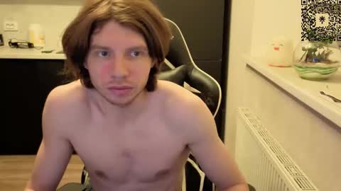 Snapshot of spaisenok chatting on October 2025 12:00:01 AM Mike online show from October 2025 12:00:01 AM