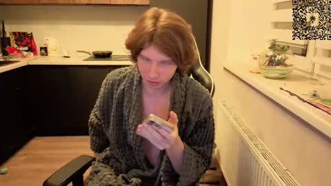 Snapshot of spaisenok chatting on October 2025 12:11:01 AM Mike online show from October 2025 12:11:01 AM