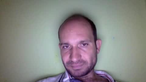 Snapshot of sparei7 chatting on November 2025 06:40:02 PM Snaiky online show from November 2025 06:40:02 PM