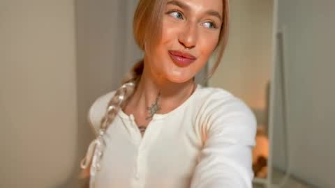 Snapshot of sparks__daisy chatting on March 2025 06:26:02 PM DAISY online show from March 2025 06:26:02 PM