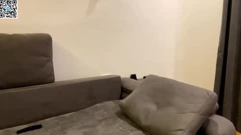 Alex online show from October 2025 09:36:02 PM