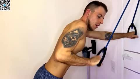 Alex online show from November 2025 08:47:02 PM