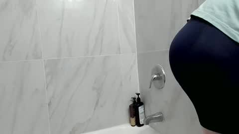 Snapshot of spencergndxxx chatting on October 2025 12:11:02 AM spencergndxxx online show from October 2025 12:11:02 AM