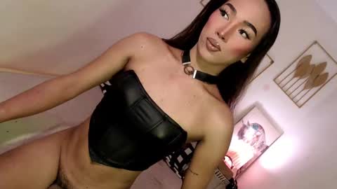 Alora online show from February 2025 08:02:02 PM