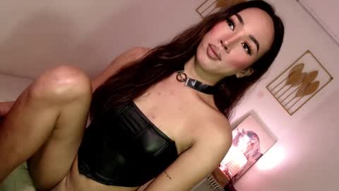 Alora online show from March 2025 09:26:01 PM