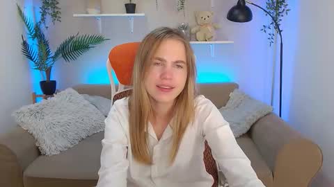 spicy_lexi online show from September 2025 12:20:01 PM