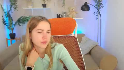 spicy_lexi online show from September 2025 06:29:02 AM