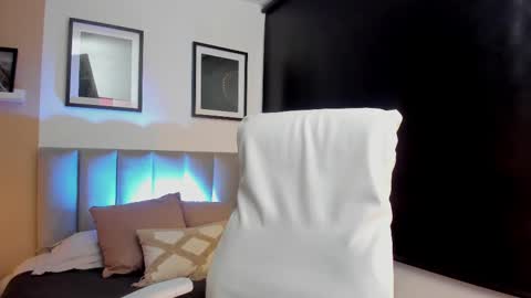 Snapshot of spicy_lover1 chatting on March 2025 11:58:02 AM Sara online show from March 2025 11:58:02 AM