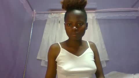 Snapshot of spicyit2 chatting on November 2025 09:21:01 AM Ebony Spicy online show from November 2025 09:21:01 AM