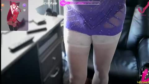 Snapshot of spiffy523 chatting on November 2025 06:51:01 PM stephanie online show from November 2025 06:51:01 PM