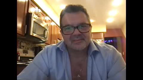 Snapshot of spike69old chatting on December 2024 08:26:02 PM spike69old online show from December 2024 08:26:02 PM