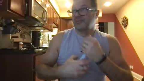 Snapshot of spike69old chatting on January 2025 03:39:01 PM spike69old online show from January 2025 03:39:01 PM