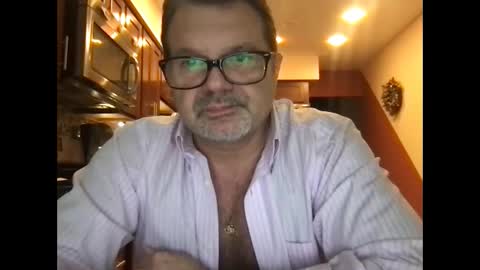 Snapshot of spike69old chatting on February 2025 06:39:01 PM spike69old online show from February 2025 06:39:01 PM