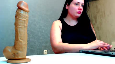 Lilith online show from February 2025 05:43:02 PM