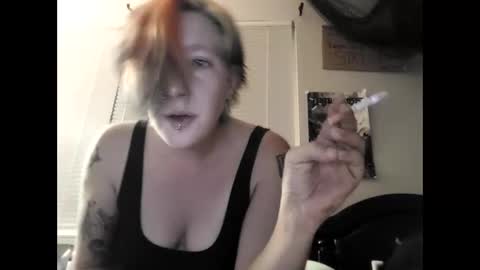 Snapshot of spookyqueen69 chatting on October 2025 03:07:02 AM Kova online show from October 2025 03:07:02 AM
