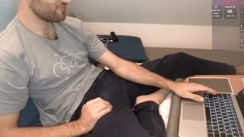 Spritzer online show from November 2025 07:56:02 PM