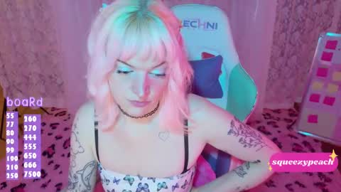 squeezypeach online show from September 2025 10:35:02 PM