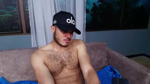 Snapshot of sr_cryp chatting on February 2025 04:03:02 AM JOHAN online show from February 2025 04:03:02 AM