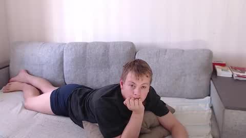 Joe Peach online show from October 2025 01:07:01 PM