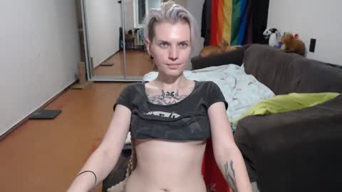 Snapshot of stacey_hot_01 chatting on January 2025 03:59:01 AM Stacey online show from January 2025 03:59:01 AM