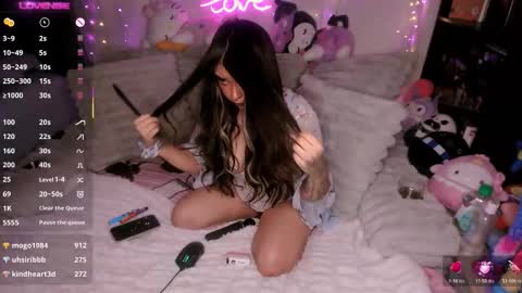 StacyCakes online show from November 2025 04:55:01 AM