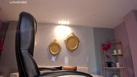 Im Stacy online show from February 2025 12:57:02 PM