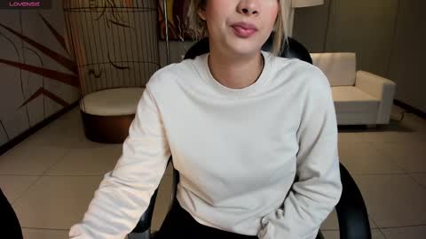 Im Stacy online show from February 2025 11:22:01 AM