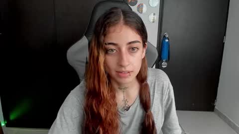 Snapshot of star_shooting chatting on October 2025 09:34:02 PM star_shooting online show from October 2025 09:34:02 PM