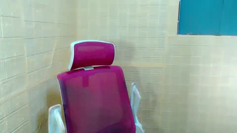 juicyFoxCocky online show from November 2025 03:07:01 AM