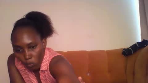 Snapshot of stargirl880271 chatting on February 2025 09:04:02 AM isha online show from February 2025 09:04:02 AM