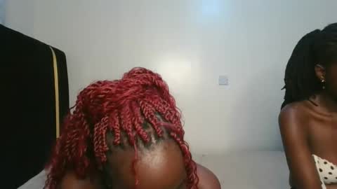 lia online show from October 2025 06:53:02 PM