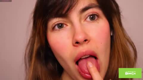 Snapshot of starlace_ chatting on October 2025 02:30:01 AM Nina online show from October 2025 02:30:01 AM