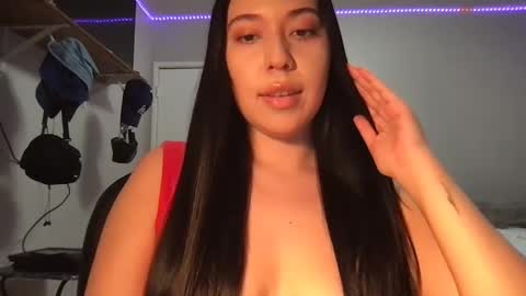 starlitdreams777 online show from February 2025 04:52:01 AM