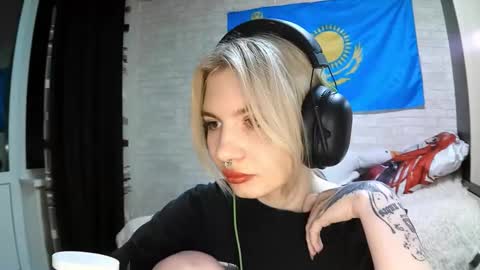 Katie online show from September 2025 04:07:01 PM