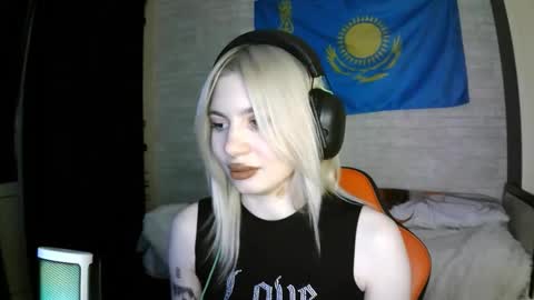 Katie online show from September 2025 03:14:01 PM