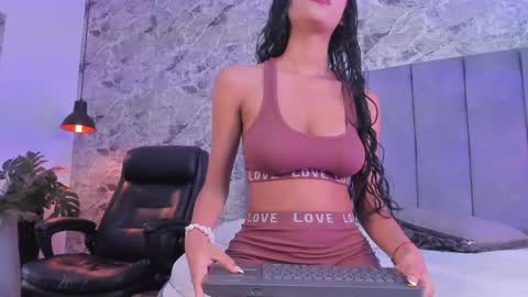 Sofia online show from October 2025 10:27:02 AM