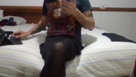 starvingbps online show from November 2025 04:55:02 AM