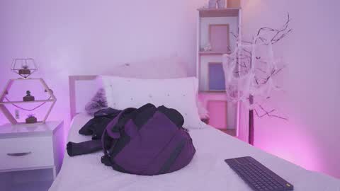 Yoko online show from November 2025 03:35:01 PM