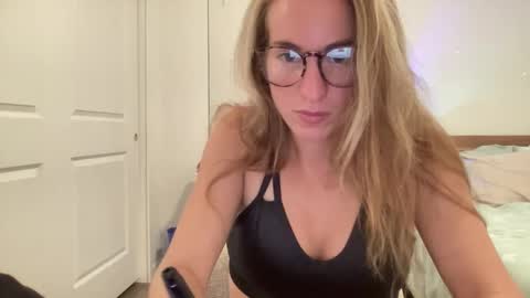 Stassiethatsororitygirl online show from January 2025 11:43:01 PM