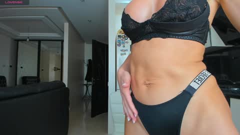 Snapshot of stasyq555 chatting on February 2025 08:00:02 AM StasyQ555 online show from February 2025 08:00:02 AM