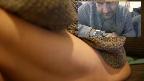 Mikee online show from January 2025 11:32:01 PM