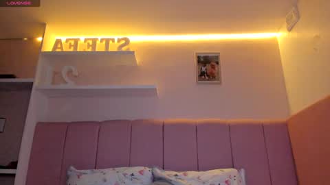 Stefa Gomez  online show from December 2024 12:08:02 PM