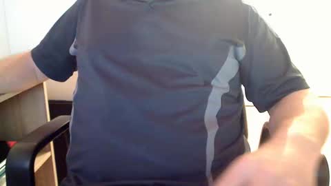 Snapshot of stefan2580 chatting on November 2025 07:36:02 AM Stefan online show from November 2025 07:36:02 AM