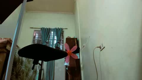 Snapshot of stefaniatsxxx chatting on October 2025 07:27:01 AM stefania online show from October 2025 07:27:01 AM