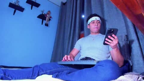 Snapshot of stefann_salvatore chatting on January 2025 03:55:02 AM Stefann Salvatore online show from January 2025 03:55:02 AM
