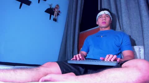 Snapshot of stefann_salvatore chatting on January 2025 01:10:02 AM Stefann Salvatore online show from January 2025 01:10:02 AM
