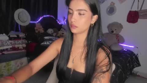 Im MiaIts my first day here  online show from February 2025 01:11:02 AM